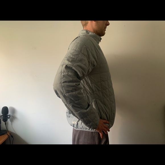 Hurley Lightweight Windbreaker in Large - Picture 4 of 6